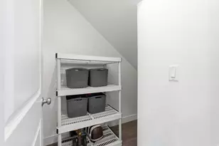 1392 E 380 S, Hyrum, UT 84319 - Photo 14