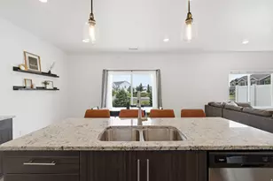 1392 E 380 S, Hyrum, UT 84319 - Photo 6
