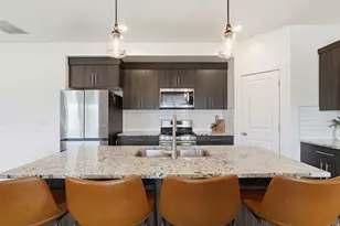 1392 E 380 S, Hyrum, UT 84319 - Photo 6