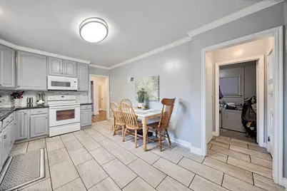 5946 S Highland Dr E, Holladay, UT 84121 - Photo 2