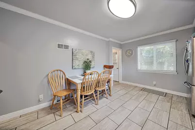 5946 S Highland Dr E, Holladay, UT 84121 - Photo 4