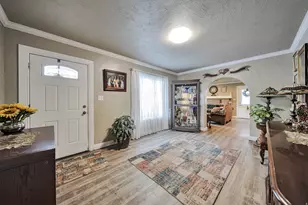 5946 S Highland Dr, Holladay, UT 84121 - Photo 12