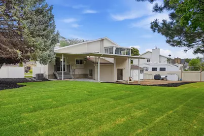 11724 S Briar Glen Dr E, Sandy, UT 84092 - Photo 40