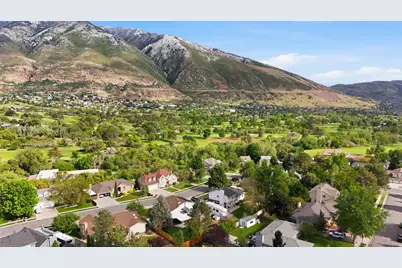 11724 S Briar Glen Dr E, Sandy, UT 84092 - Photo 52