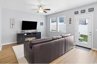 1488 E Primrose Ln #227, Layton, UT 84040 - Photo 14
