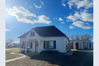 115 N 400 W, Blanding, UT 84511 - Photo 2