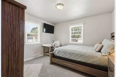 282 W 500 N, Logan, UT 84321 - Photo 18