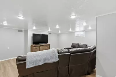 282 W 500 N, Logan, UT 84321 - Photo 26