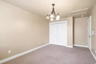 1089 W 2325 N, Layton, UT 84041 - Photo 30