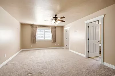 1089 W 2325 N, Layton, UT 84041 - Photo 18