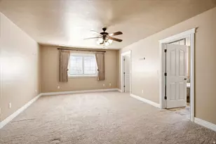 1089 W 2325 N, Layton, UT 84041 - Photo 18