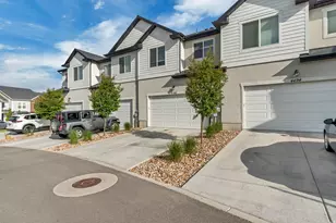4492 W Watchmen Wy, Herriman, UT 84096 - Photo 4