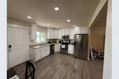 661 E 1225 N, Ogden, UT 84404 - Photo 8