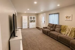 661 E 1225 N, Ogden, UT 84404 - Photo 6