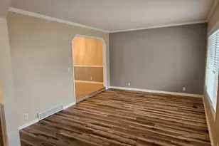 1224 E Earl Way, Sandy, UT 84094 - Photo 4