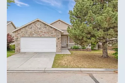 10764 S Pine Grove Way W, South Jordan, UT 84009 - Photo 2
