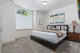 924 E College St, Millcreek, UT 84117 - Photo 34
