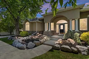 924 E College St, Millcreek, UT 84117 - Photo 2
