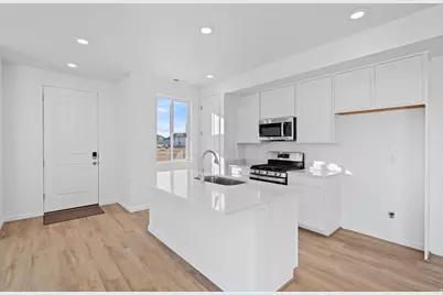 1338 E 1670 N #820, Payson, UT 84651 - Photo 4