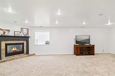 130 N 100 E, Gunnison, UT 84634 - Photo 32