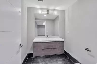 7033 S 300 E, Midvale, UT 84047 - Photo 20