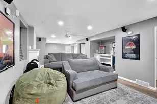 2532 N 1175 E, Layton, UT 84040 - Photo 22
