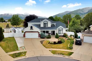 2532 N 1175 E, Layton, UT 84040 - Photo 2