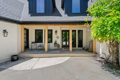 2692 S Grand Oak Cir E, Bountiful, UT 84010 - Photo 4