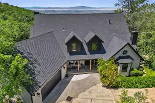 2692 S Grand Oak Cir E, Bountiful, UT 84010 - Photo 2