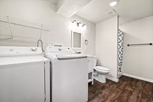766 Rosewood Ln, Layton, UT 84041 - Photo 22