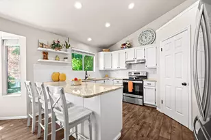 766 Rosewood Ln, Layton, UT 84041 - Photo 8