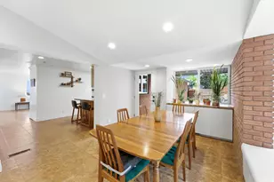 2675 S 450 E, Bountiful, UT 84010 - Photo 10