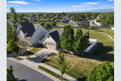 2482 W Adelaide Dr S, Riverton, UT 84065 - Photo 6