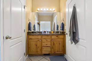 2482 W Adelaide Dr S, Riverton, UT 84065 - Photo 22