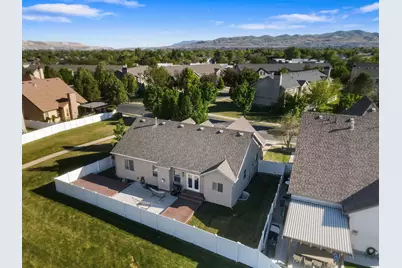2482 W Adelaide Dr S, Riverton, UT 84065 - Photo 30