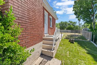 770 N Center St, Lehi, UT 84043 - Photo 44