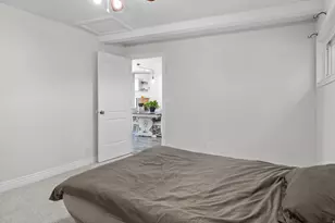 770 N Center St, Lehi, UT 84043 - Photo 24