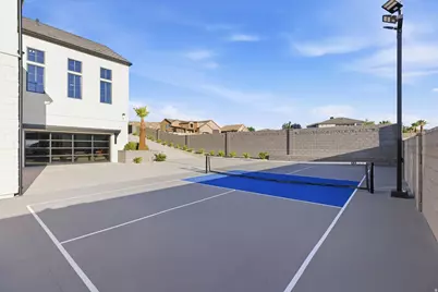 1202 S Indian Dr, Washington, UT 84780 - Photo 4