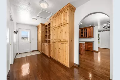 802 S 1730 W, Orem, UT 84058 - Photo 8