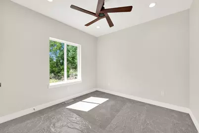 54 W Woodrow St, Murray, UT 84107 - Photo 26