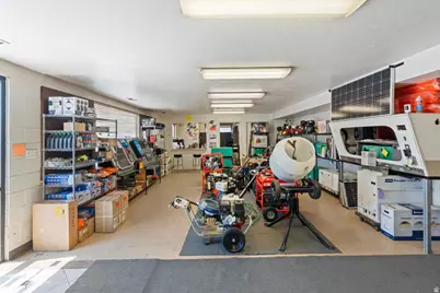 147 N 2000 W W #B STE2, Springville, UT 84663 - Photo 16