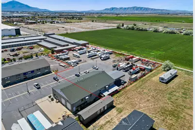 147 N 2000 W W #B STE2, Springville, UT 84663 - Photo 4