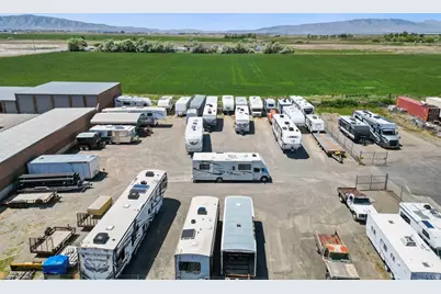 147 N 2000 W W #B STE2, Springville, UT 84663 - Photo 50