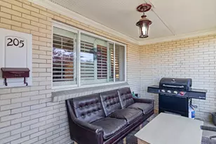 205 E 3rd Ave, Salt Lake City, UT 84103 - Photo 4