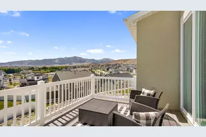9579 N Bluebell Dr, Eagle Mountain, UT 84005 - Photo 16