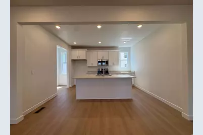1468 N 1875 W #150, Layton, UT 84041 - Photo 4