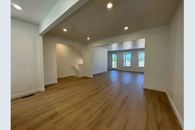 1472 N 1875 W #151, Layton, UT 84041 - Photo 6
