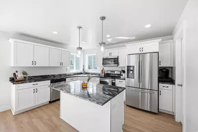 153 N Valcrest Dr, Saratoga Springs, UT 84045 - Photo 8