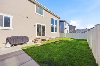153 N Valcrest Dr, Saratoga Springs, UT 84045 - Photo 26
