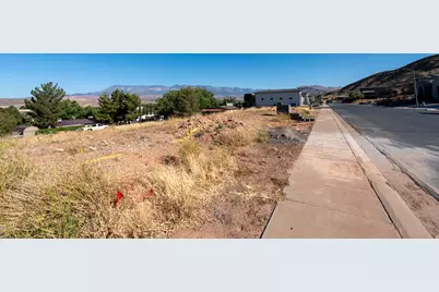 391 N 200 E #38, La Verkin, UT 84745 - Photo 4